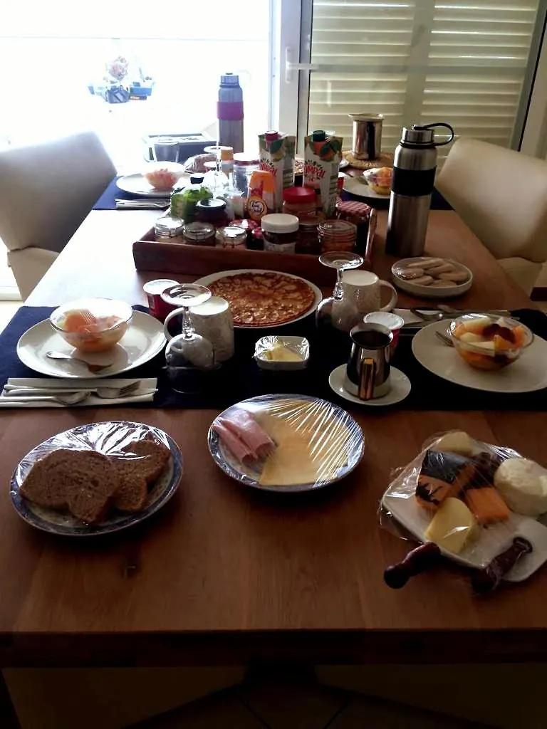 Alojamento de Acomodação e Pequeno-almoço @Georgette Acomodação com café da manhã Mindelo